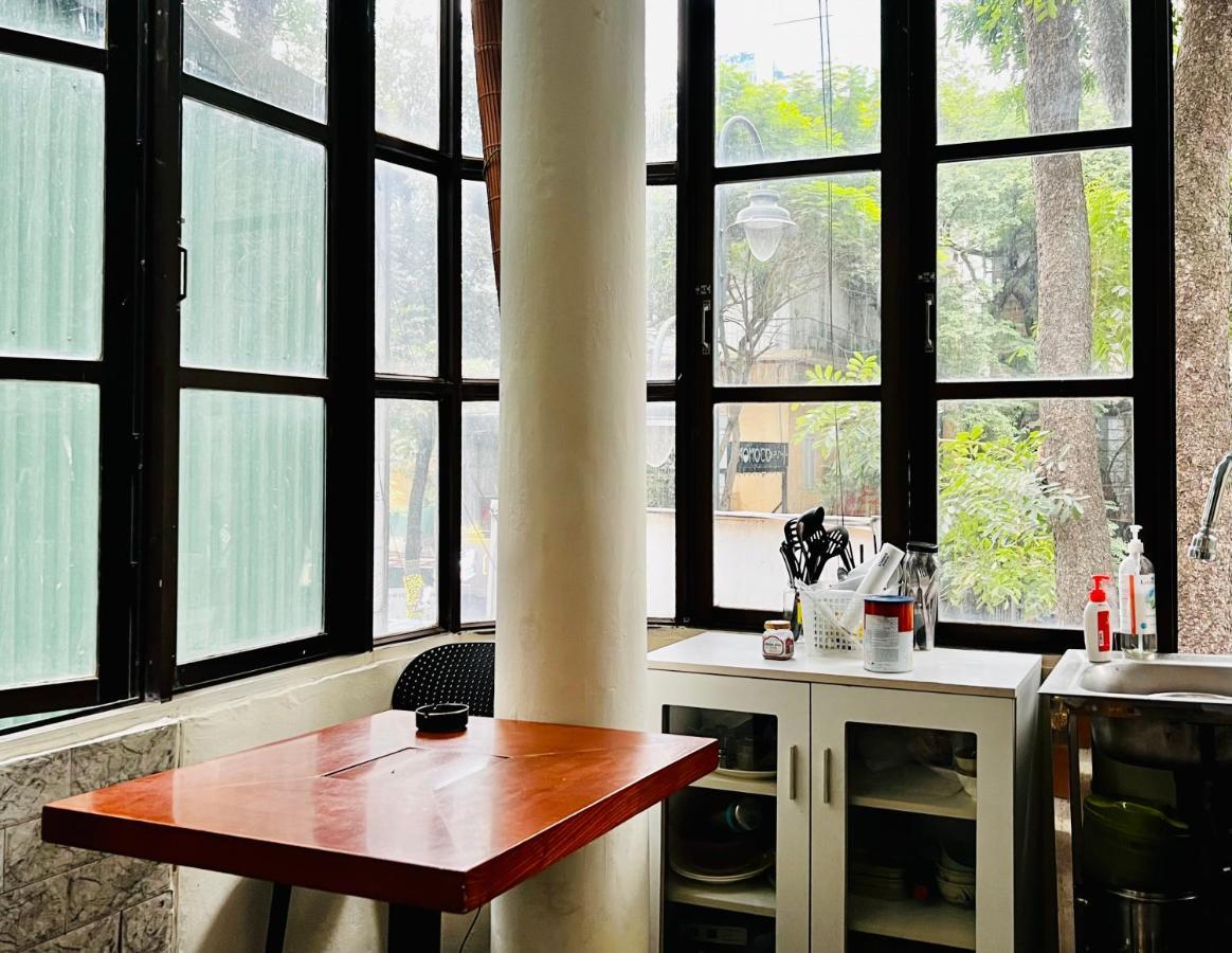 Bed and Breakfast The First Ba Trieu Hanoi Exterior foto