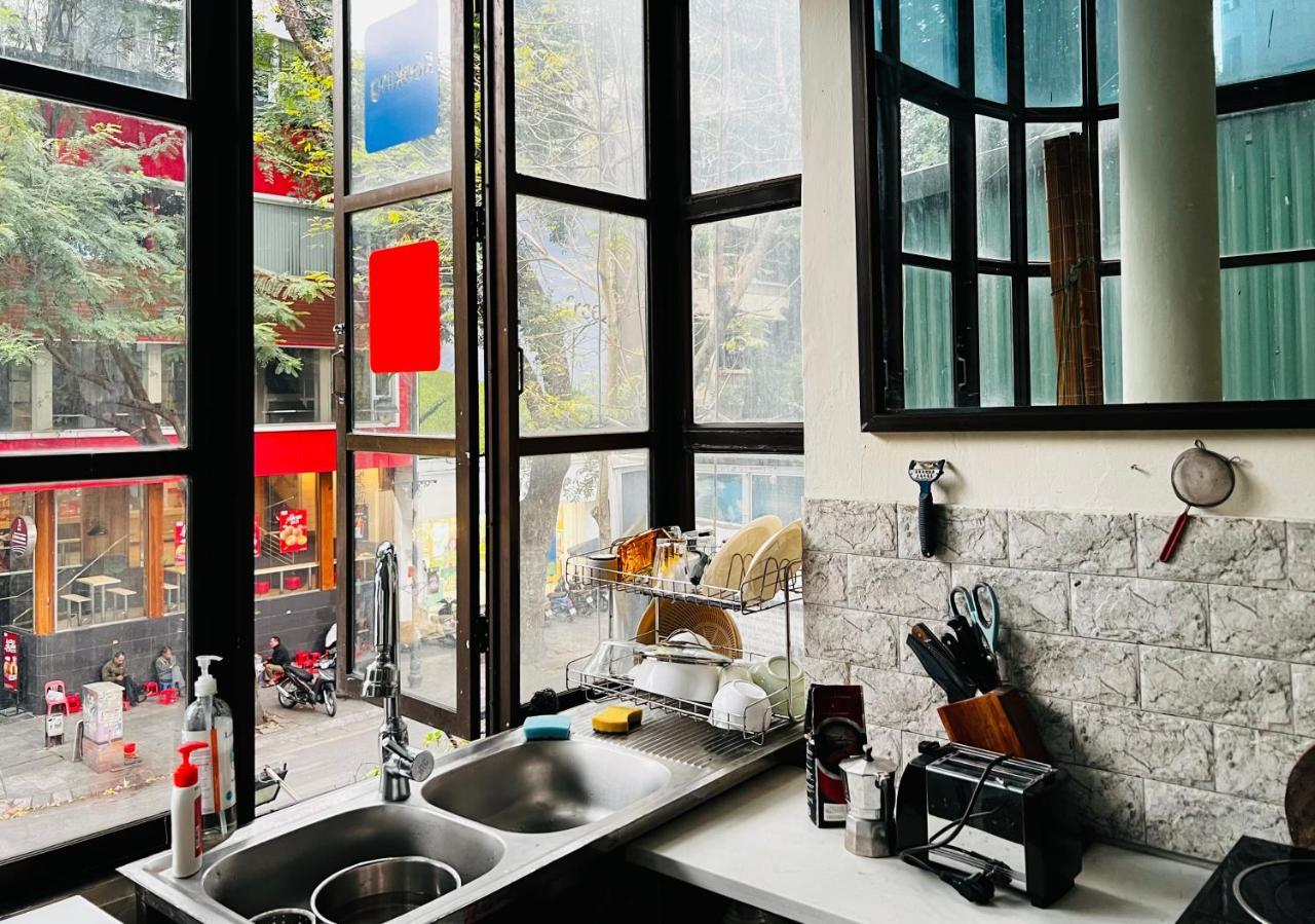 Bed and Breakfast The First Ba Trieu Hanoi Exterior foto