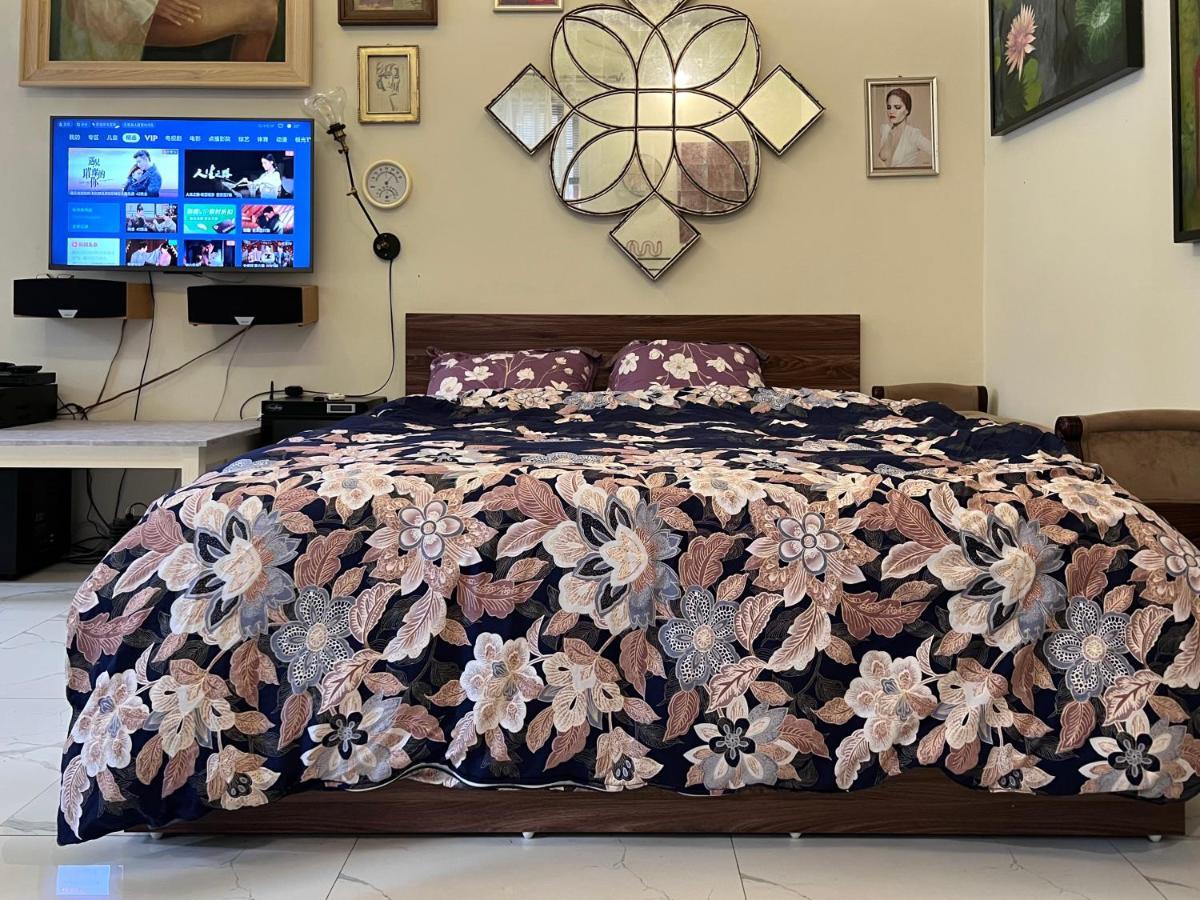 Bed and Breakfast The First Ba Trieu Hanoi Exterior foto